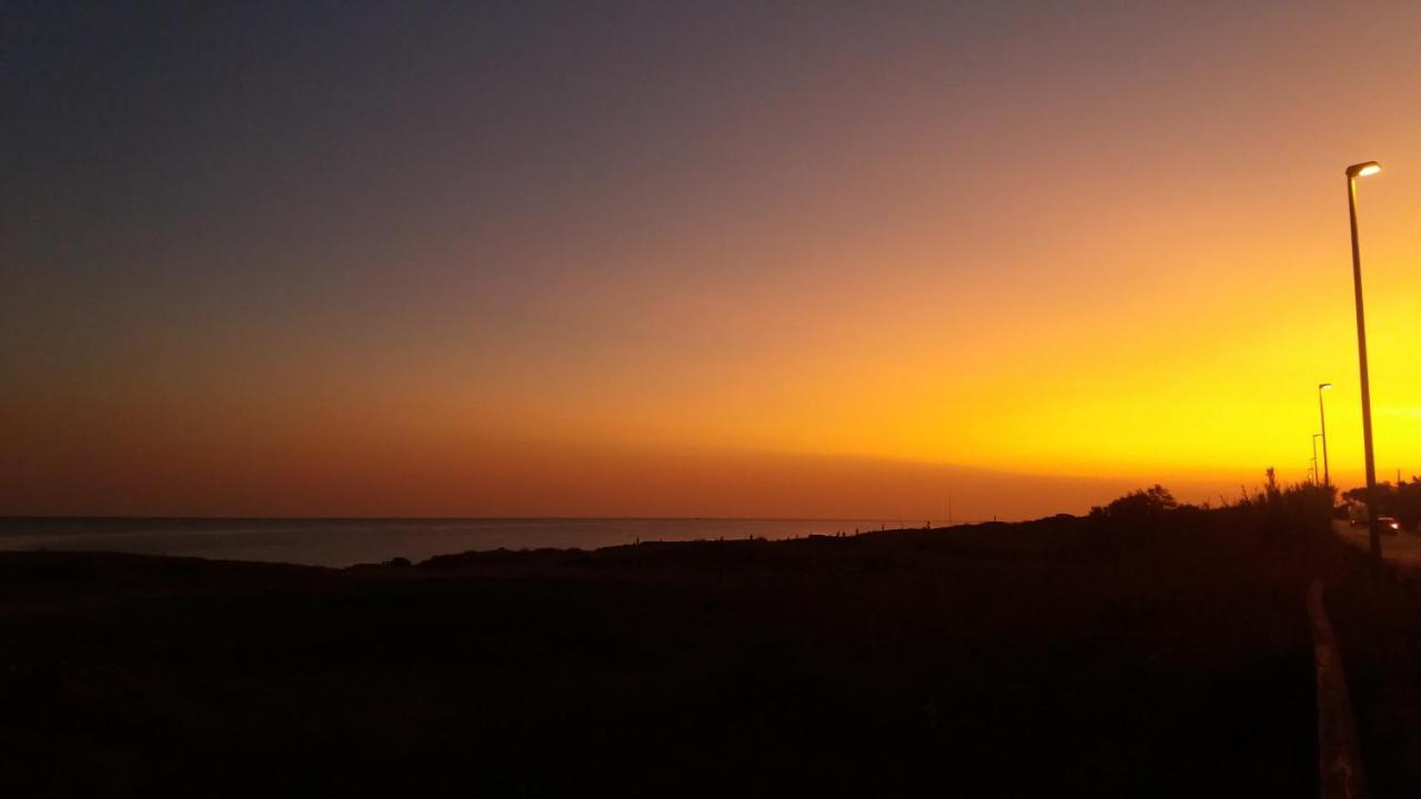 Casa Gialla Mare Del Salento 玛鲁吉奥 外观 照片