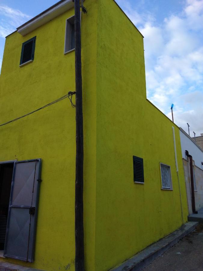 Casa Gialla Mare Del Salento 玛鲁吉奥 外观 照片