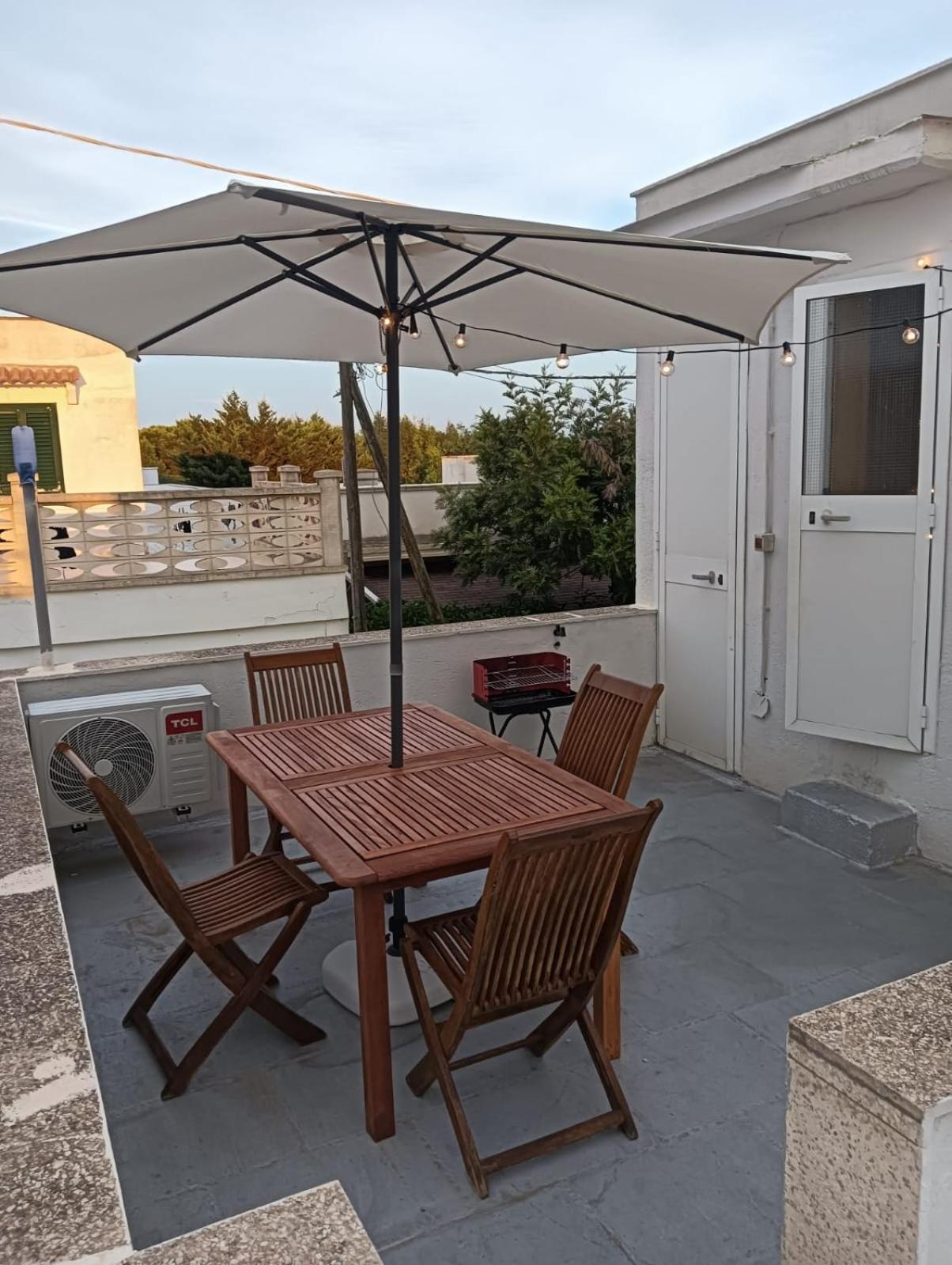 Casa Gialla Mare Del Salento 玛鲁吉奥 外观 照片