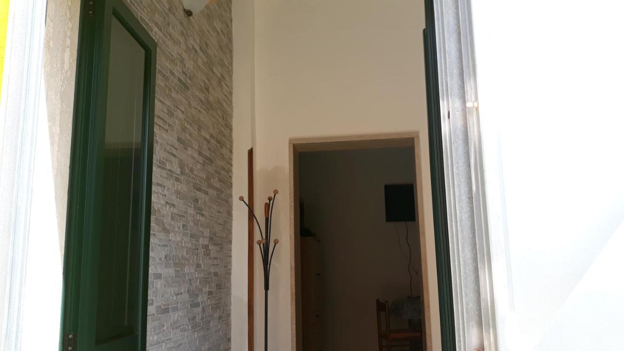 Casa Gialla Mare Del Salento 玛鲁吉奥 外观 照片